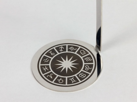 Настольный биокамин Lux Fire Зодиак "Водолей" Белый Настольный биокамин Lux Fire Зодиак "Водолей" Белый по цене 15 000 руб.